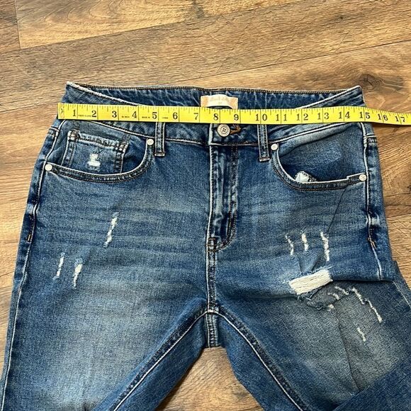 Altar’d State boyfriend fit distressed jeans size 27 - Picture 5 of 8